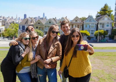 Coffee, desserts & the painted ladies on a food walk in Alamo Square